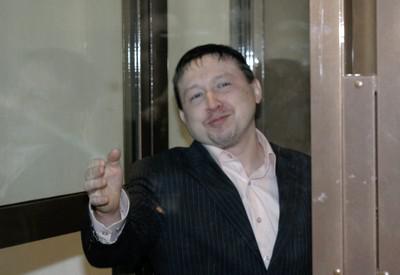 Фаиль Садретдинов в розыске за "отжим" у покойников 15 квартир.