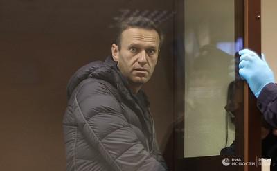 Алексею Навальному век денег не видать.